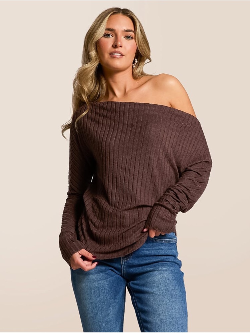 Buckle Mae Off-Shoulder Ribbed Brown Women's Sweater